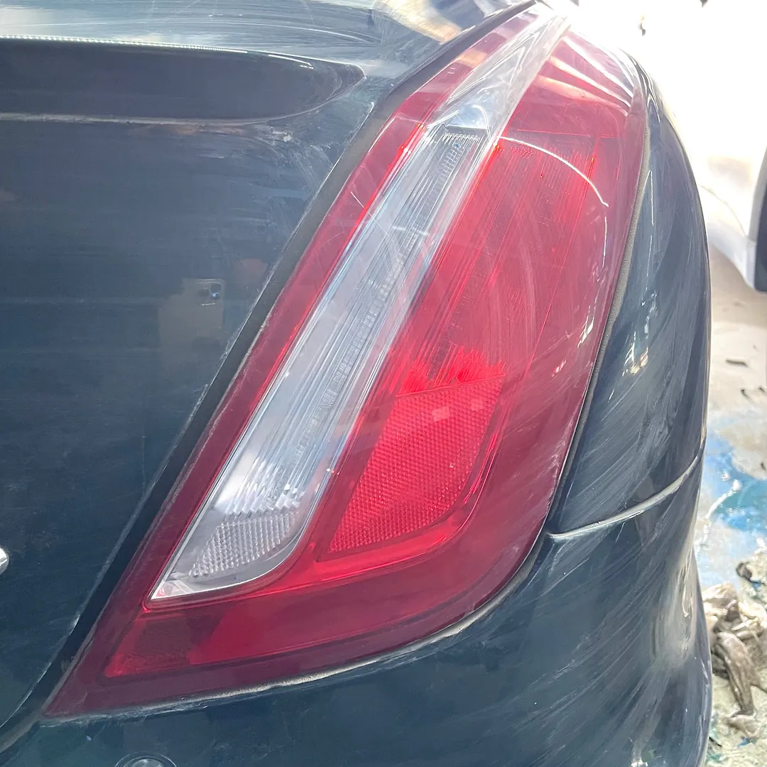 Tail Light (RH) - 2019 Jaguar XJ