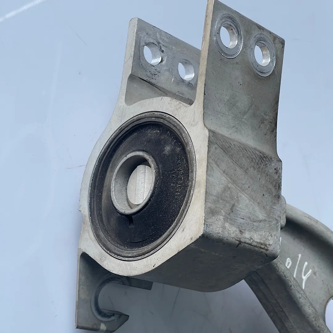 Upper arm (RH) - 2018 Infiniti QX50 2.0 Turbo
