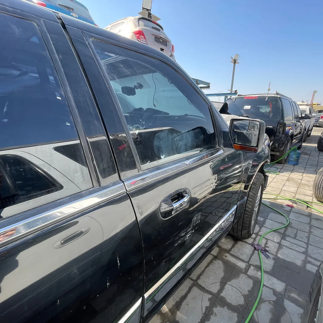 Door (RHF) - 2012 Lincoln Navigator