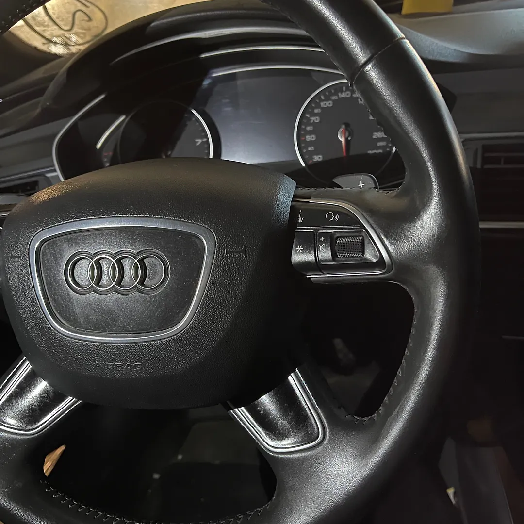 Steering wheel - 2017 Audi A6