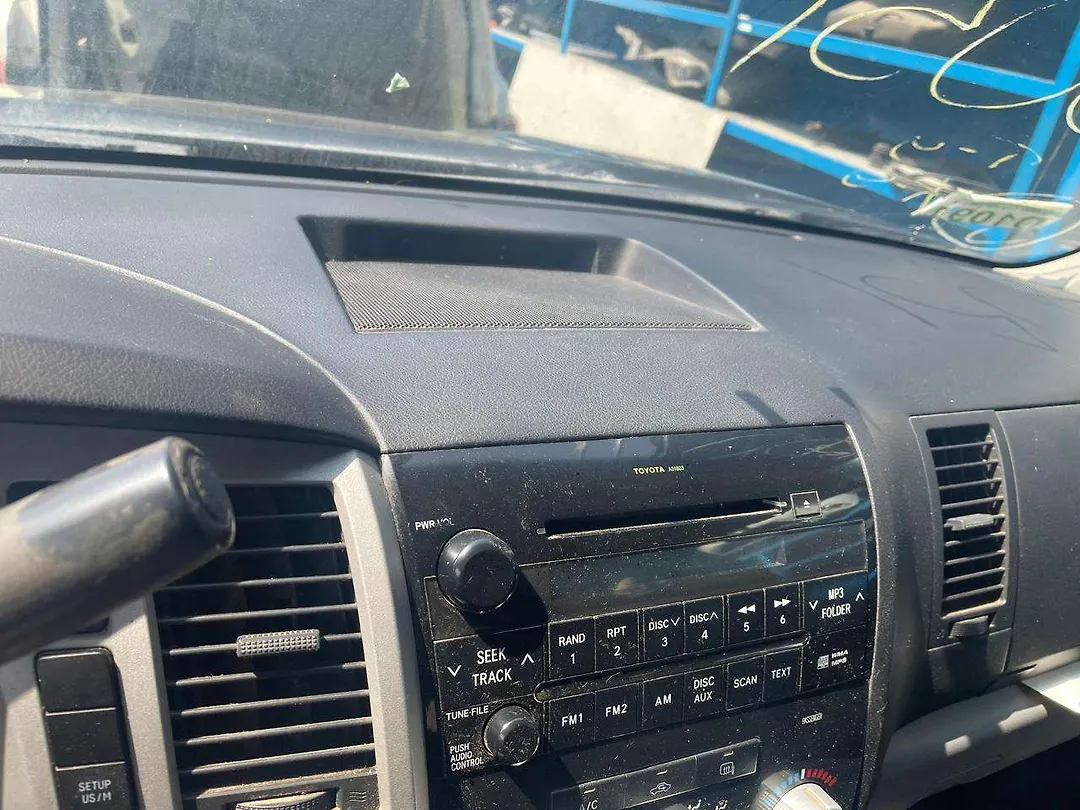 Dashboard  - 2008 Toyota Tundra