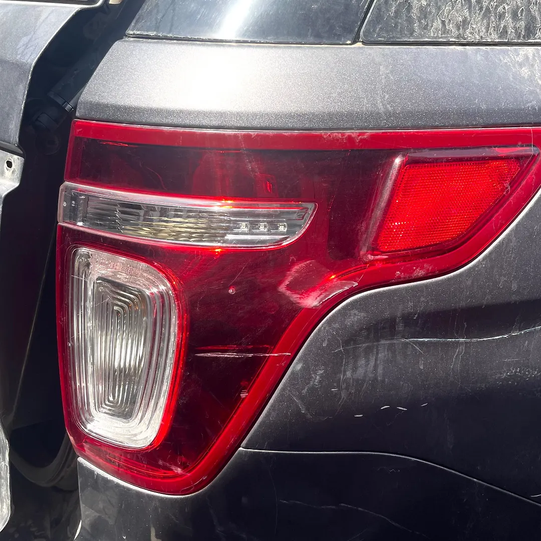 Tail Light (RH) - 2013 Ford Explorer