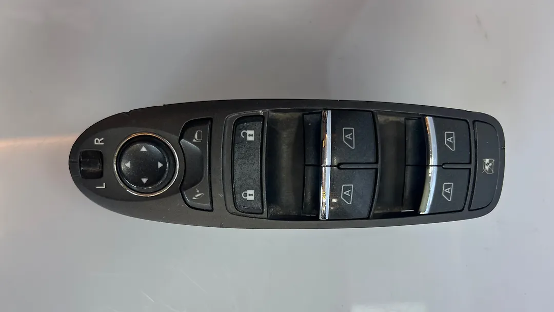 Front door switch - 2013 Infiniti QX56