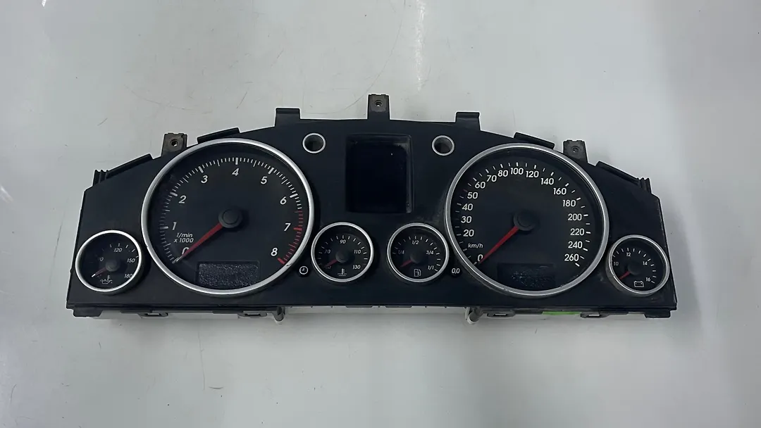Speedometer - 2005 Volkswagen Touareg