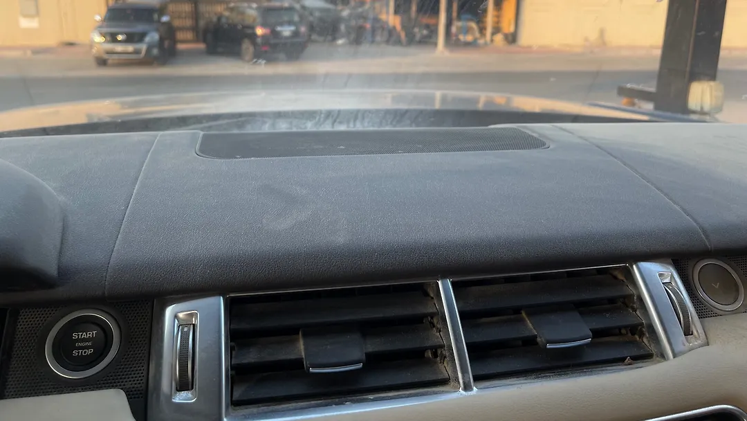 Dashboard  - 2015 Land Rover RANGE ROVER SPORT
