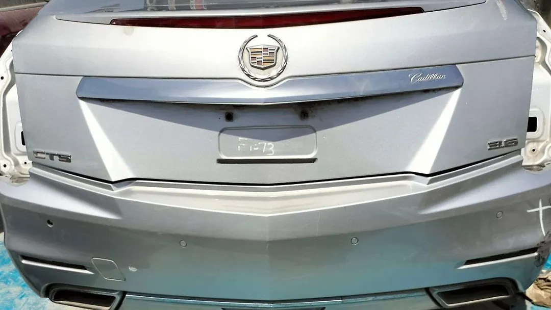 Tailgate - 2014 Cadillac CTS