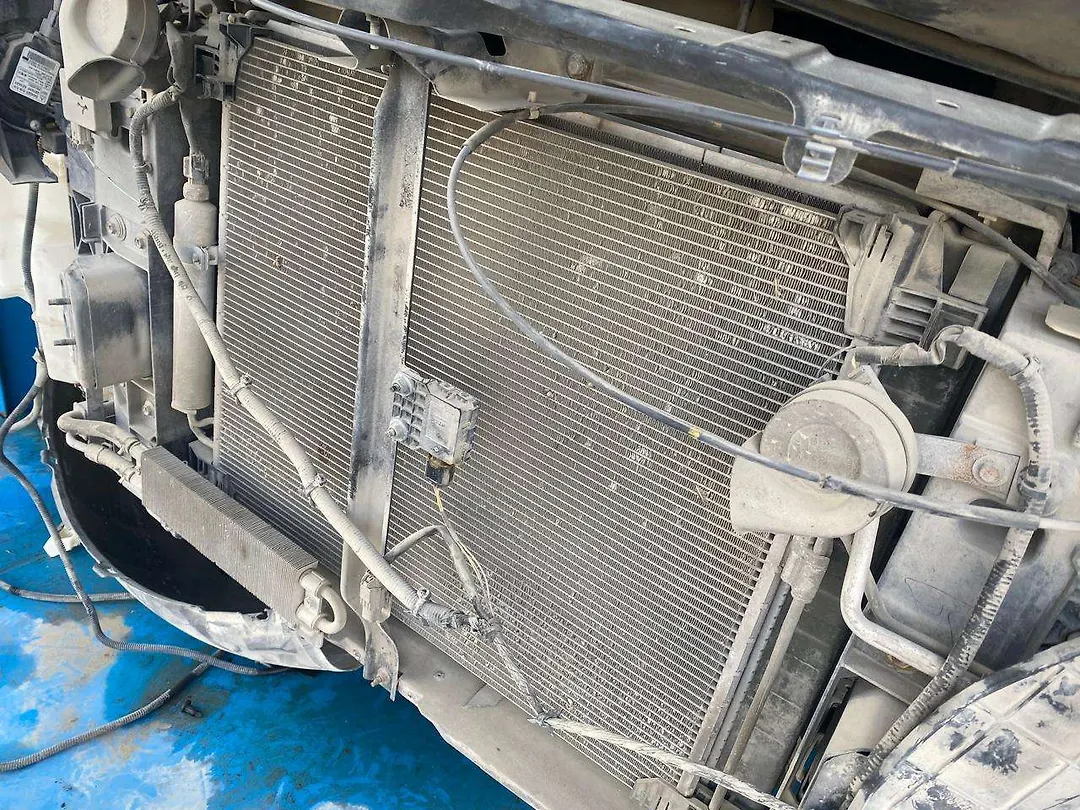 Radiator - 2014 Infiniti QX70 3.7i