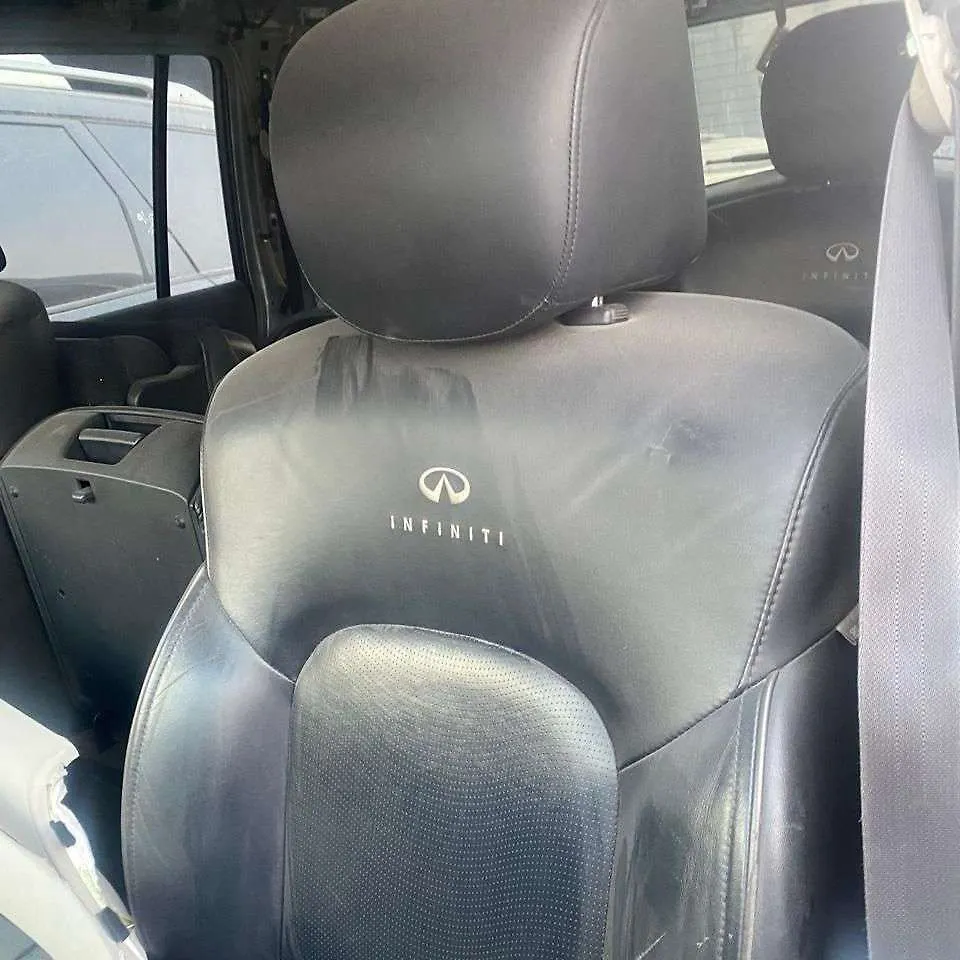 Front Seat (LHS) - 2011 Infiniti QX56