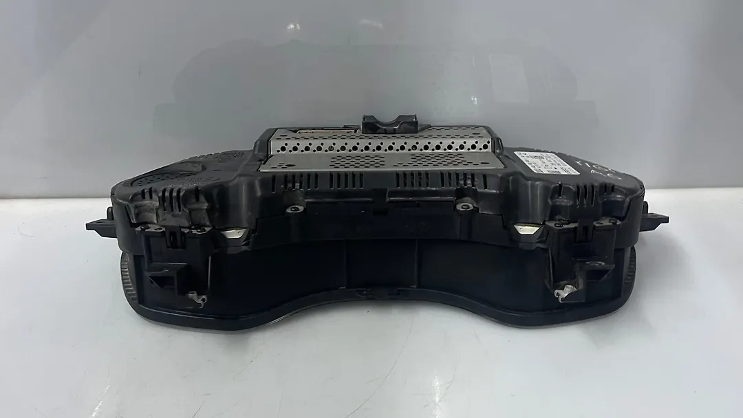 Speedometer - 2014 Audi A6