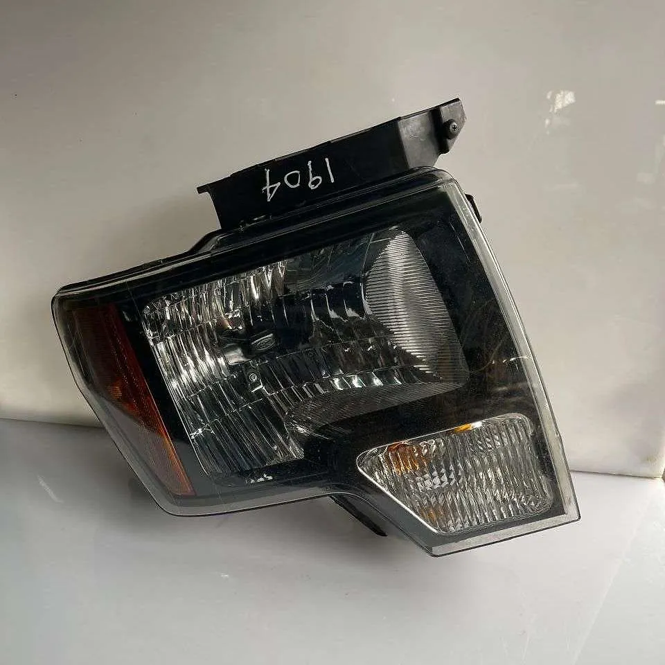 Headlight (RH) - 2011 Ford F-150