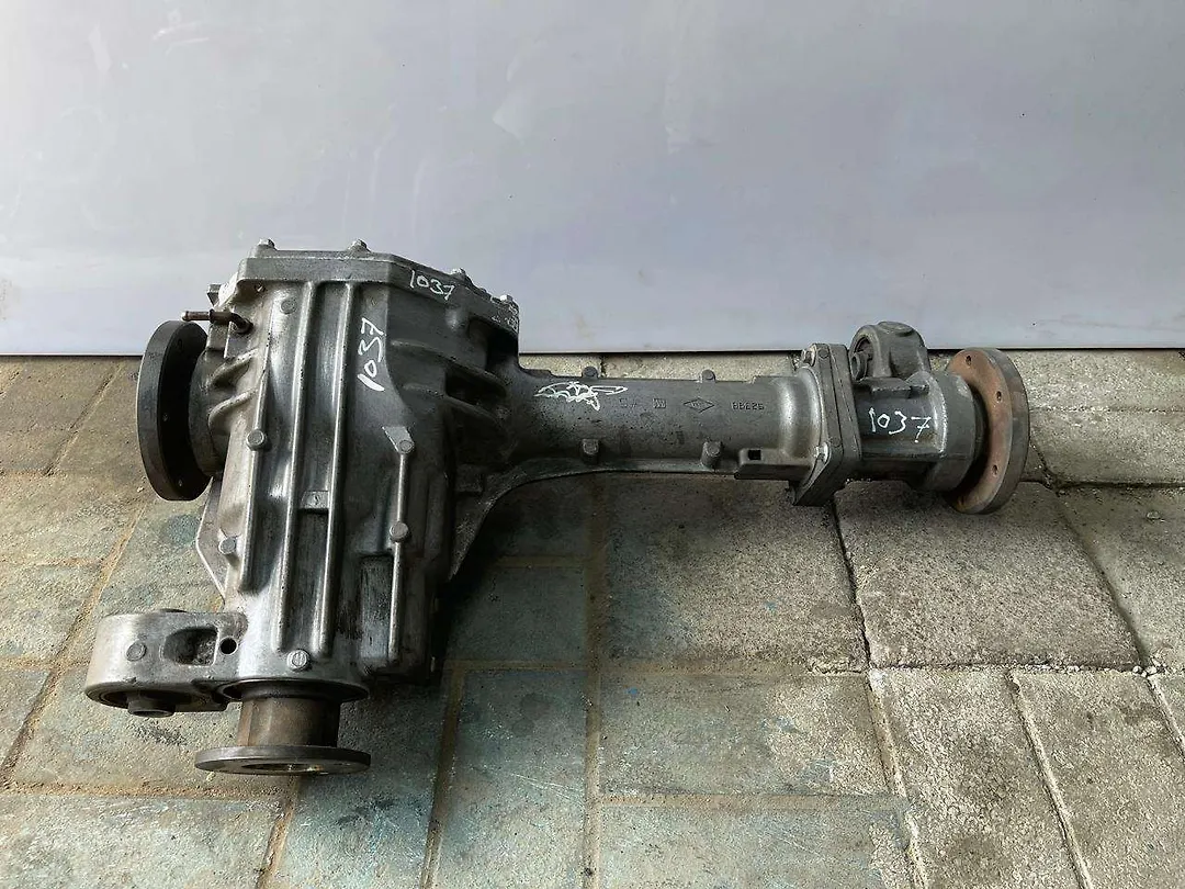 Front Differential  - 2011 Infiniti QX56