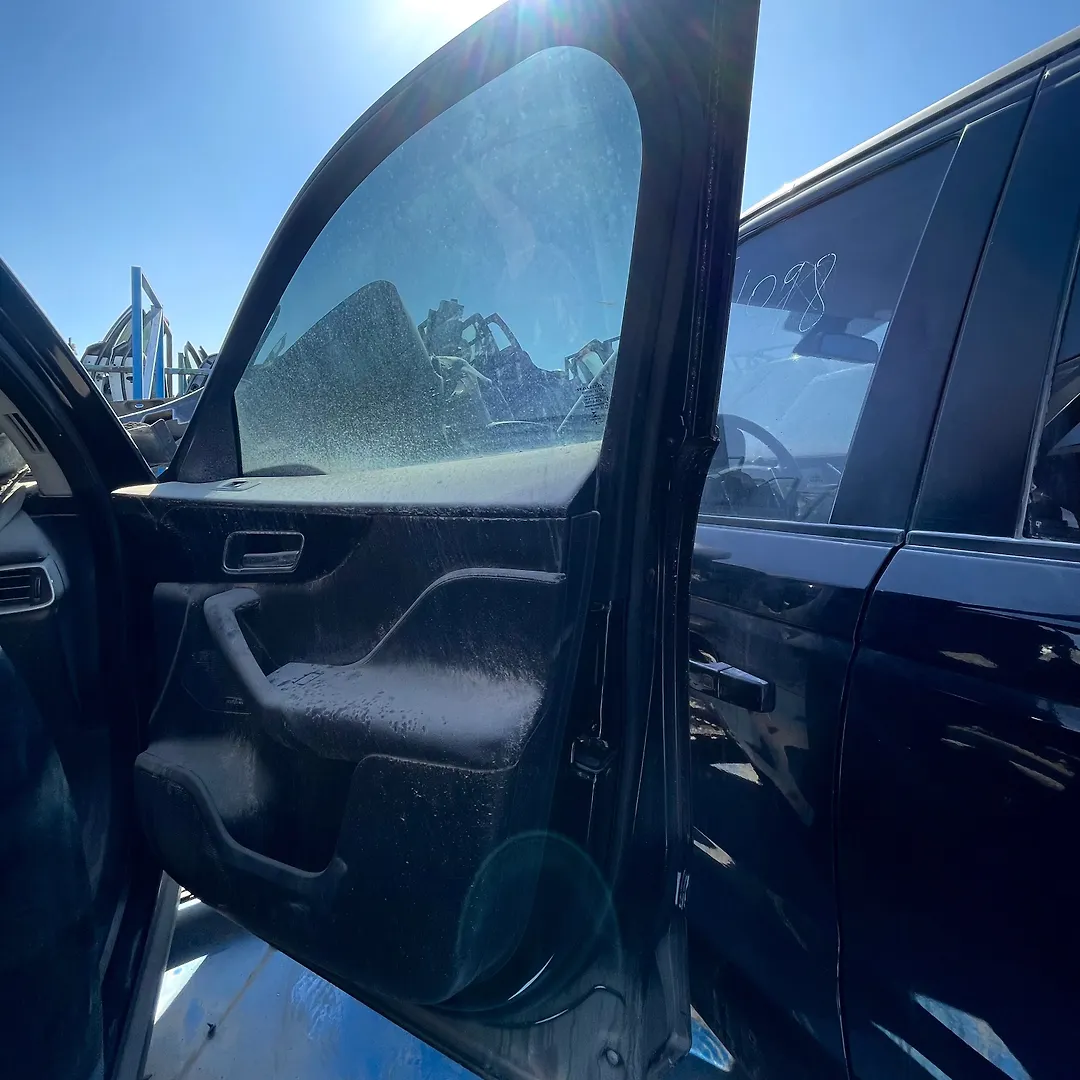 Door (RHF) - 2018 Jaguar F-Pace