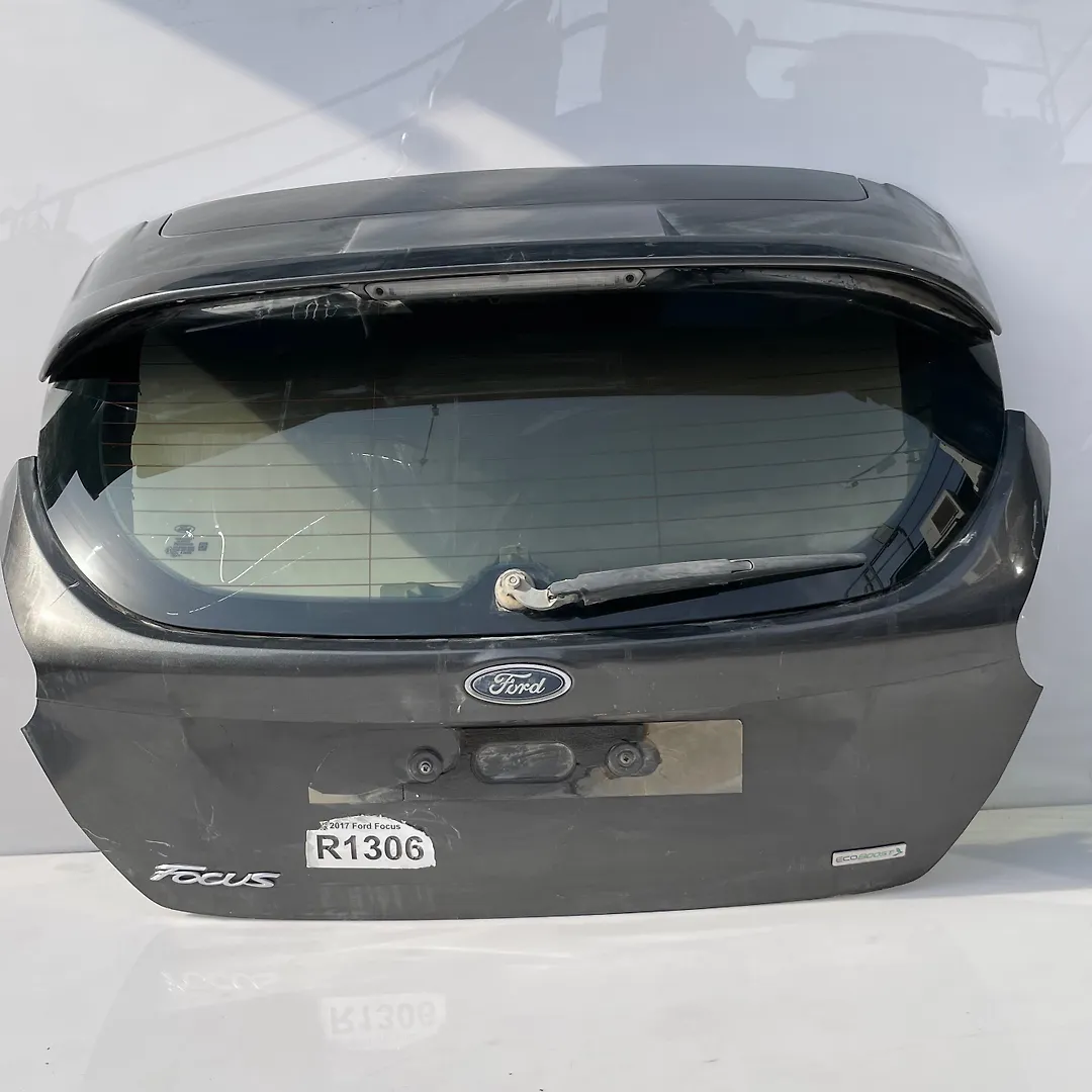 Trunk/hatch/tailgate - 2017 Ford Focus