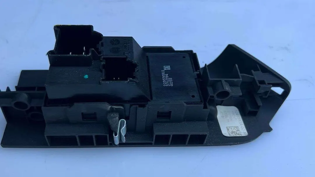 Rear door switch RH - 2014 Cadillac CTS