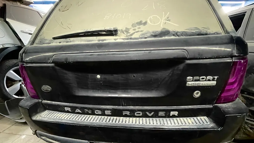 Trunk - 2011 Land Rover RANGE ROVER SPORT