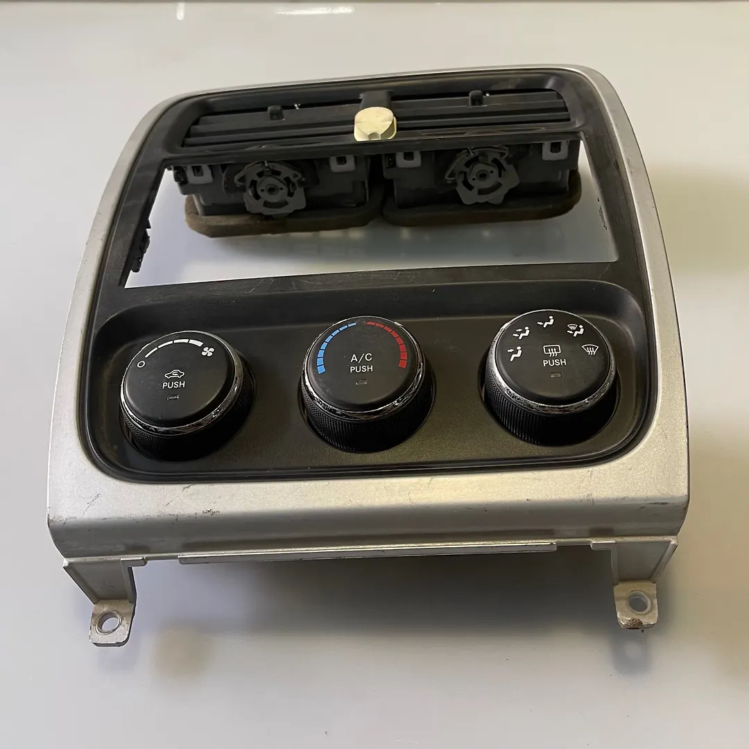 Dash panel - 2010 Dodge Caliber Base