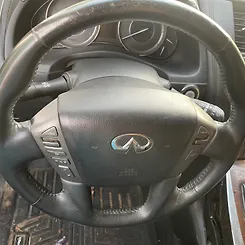 Steering wheel - 2012 Infiniti QX56 5.6