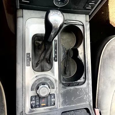 Gear Shift Knob(Automatic) - 2012 Land Rover RANGE ROVER