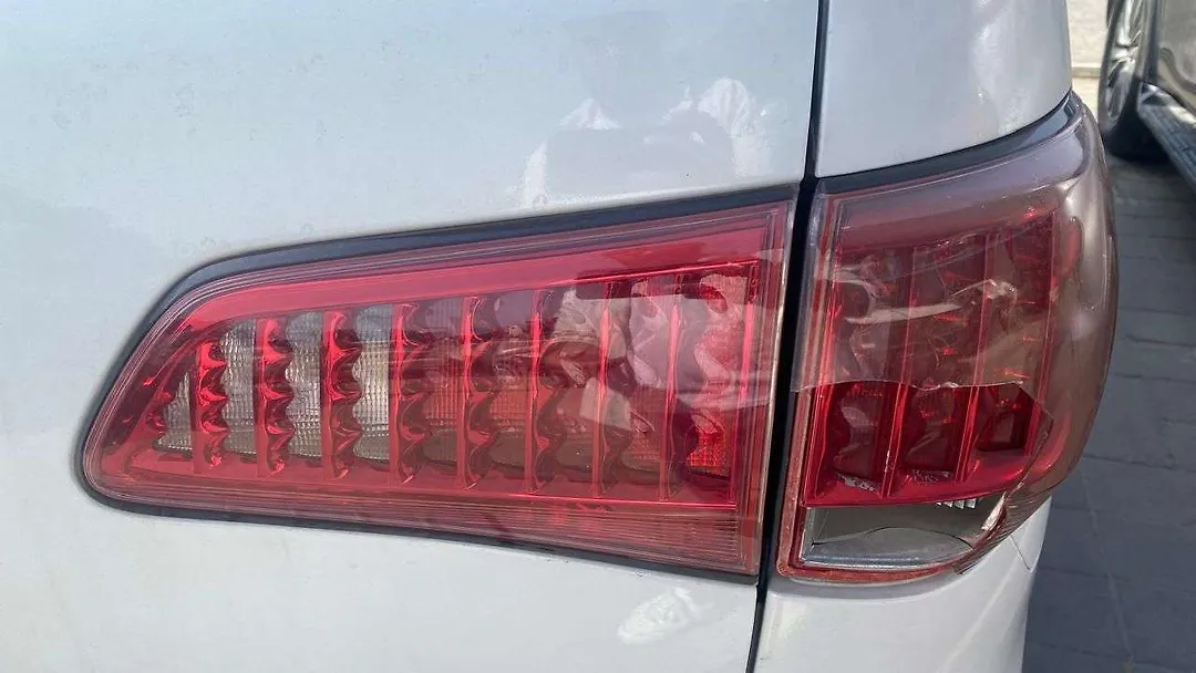 Tail Light (LH) - 2011 Infiniti QX56