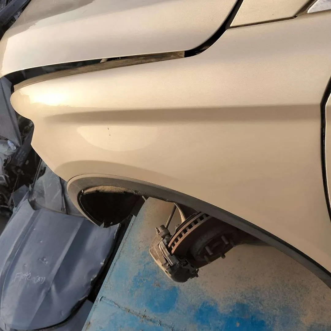 Fender (LHF) - 2016 Lincoln MKX