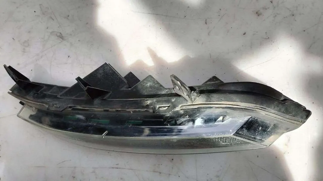 Fog Light (RHF) - 2014 Lincoln MKZ