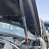 Bonnet Jumping - 2013 Infiniti QX56