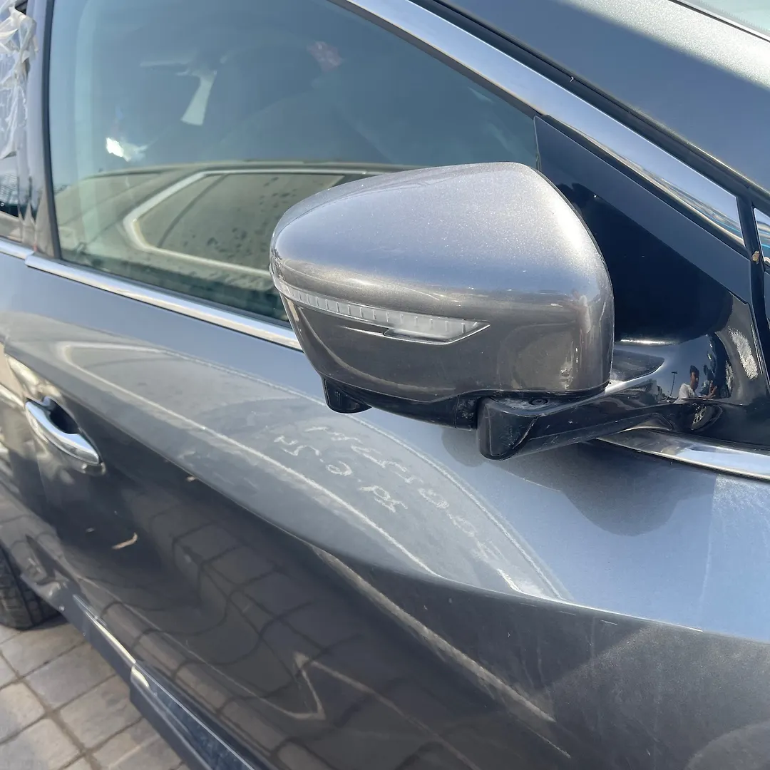 Door (RHF) - 2015 Nissan Murano