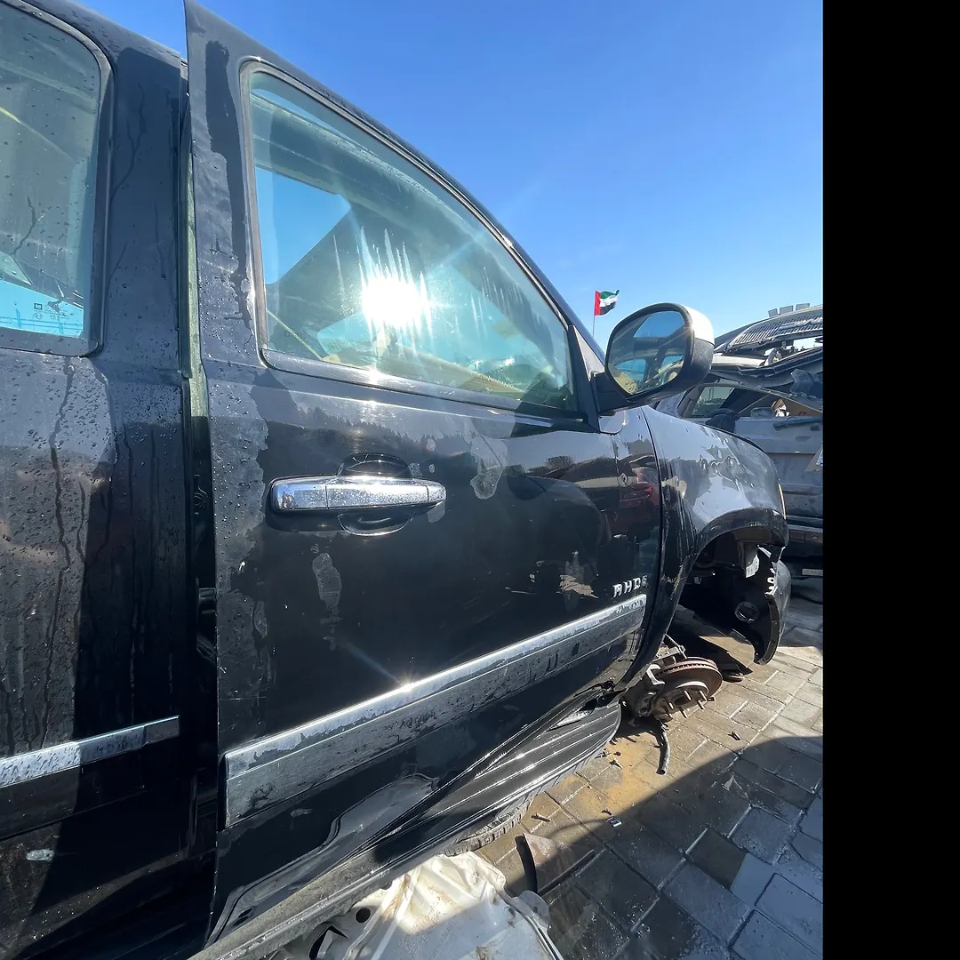 Door (RHF) - 2010 Chevrolet Tahoe LTZ 1/2 ton