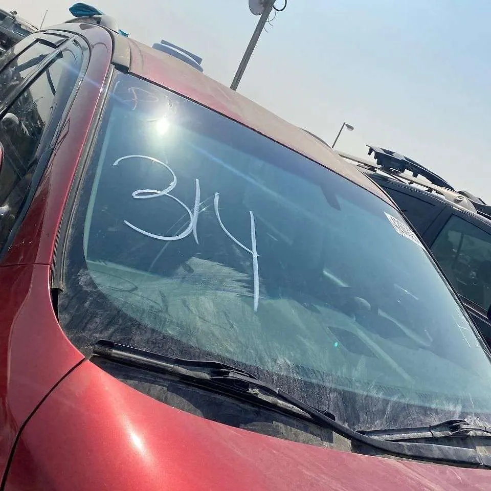 Windshield glass - 2013 Nissan Pathfinder