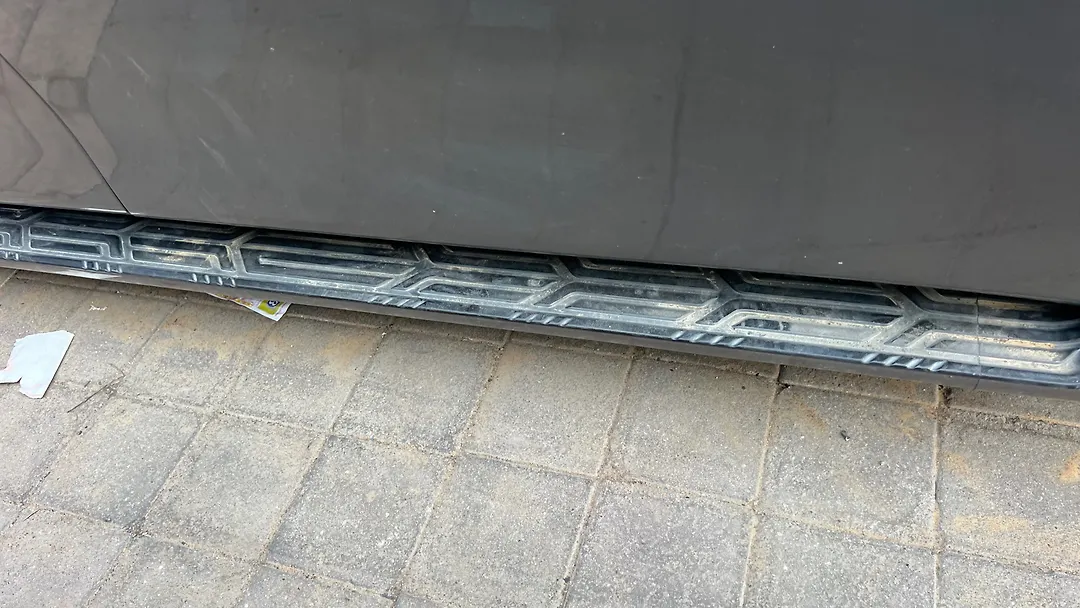 Running board - 2014 Infiniti QX80 SUV