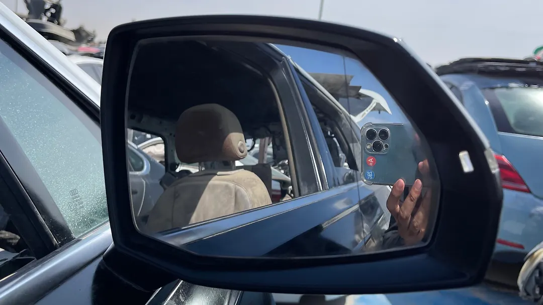 Side Mirror (RH) - 2019 Audi Q7