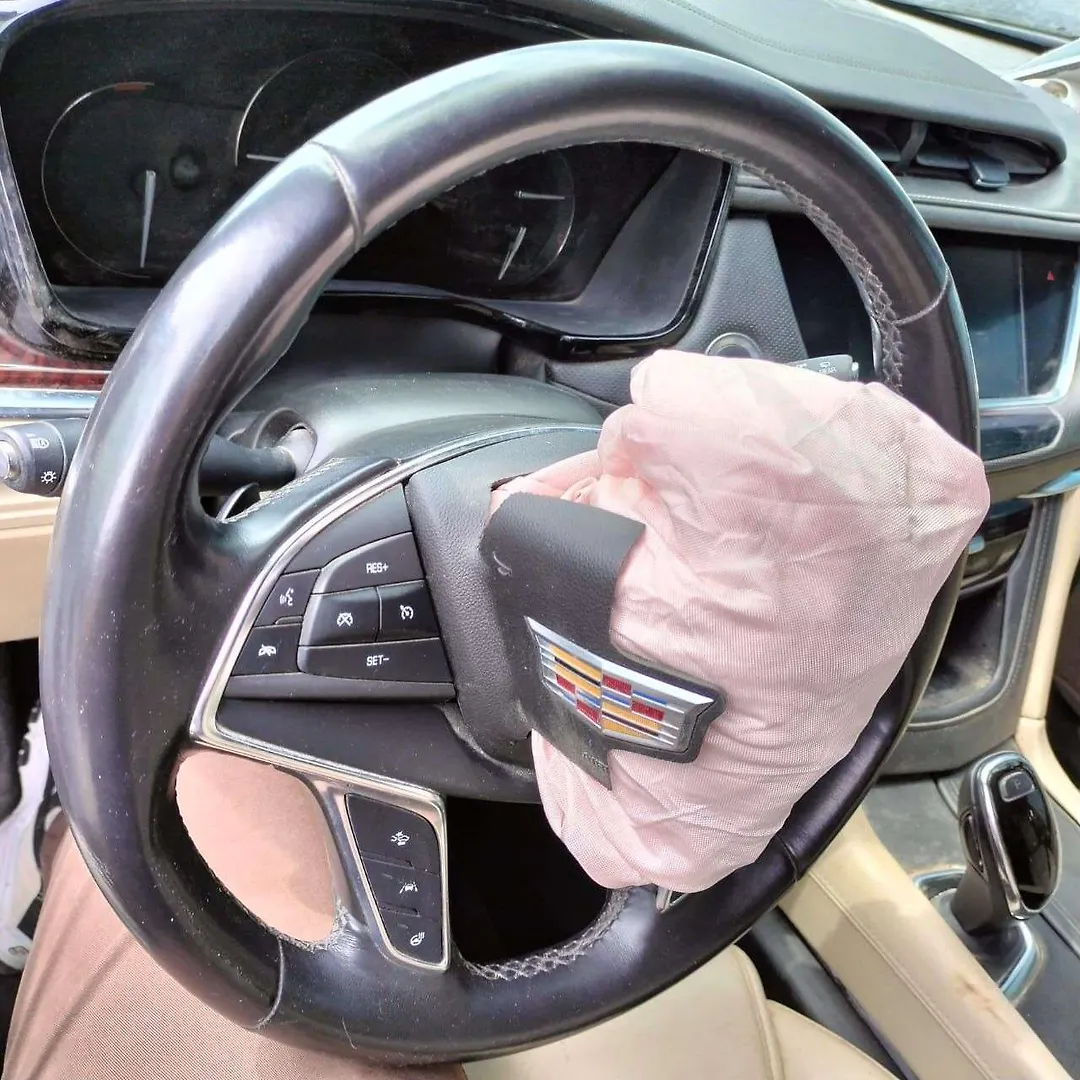 Steering Wheel - 2018 Cadillac XT5 Luxury