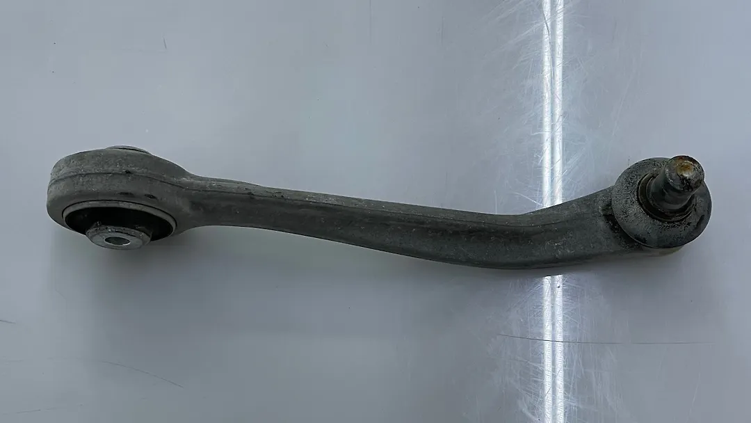 Upper arm (LH) - 2009 Audi A4