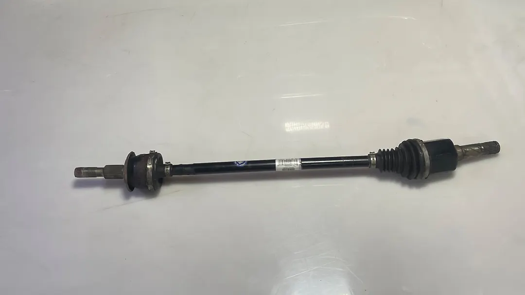 Axle Rear (RH) - 2018 Lincoln Continental