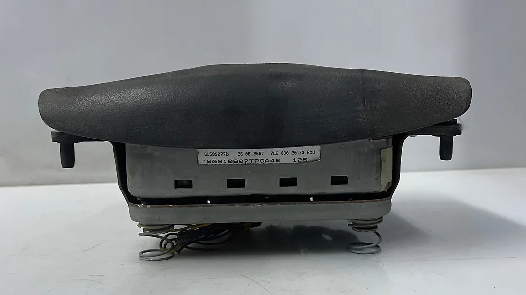 Airbag (Steering) - 2008 Volkswagen Touareg