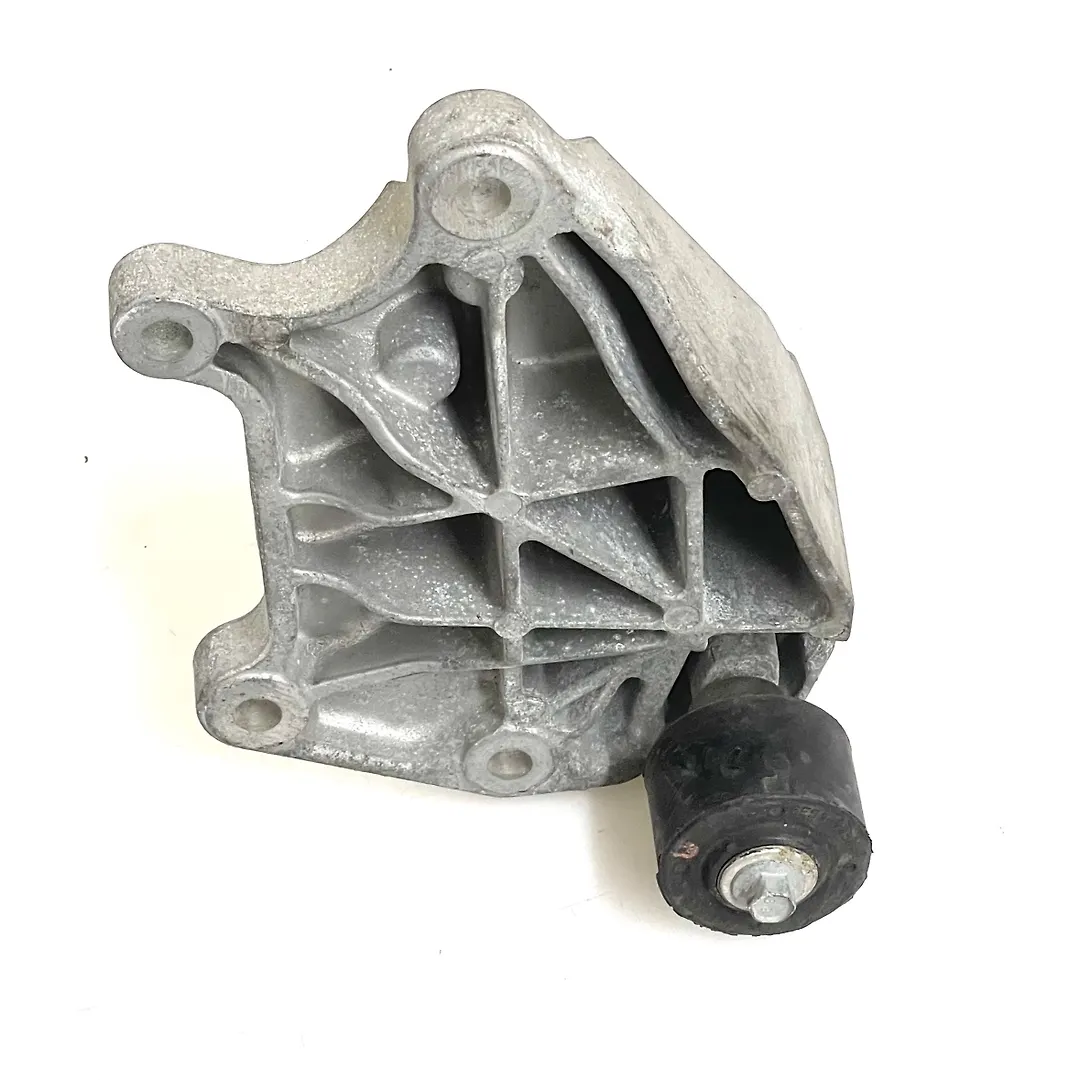Mount bracket - 2016 Ford Edge SEL