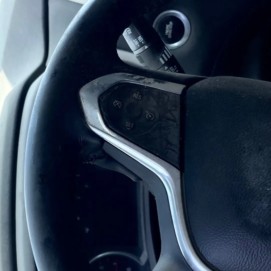 Steering wheel - 2019 Chevrolet Traverse