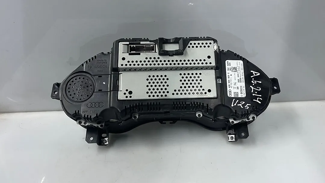 Speedometer - 2013 Audi A6
