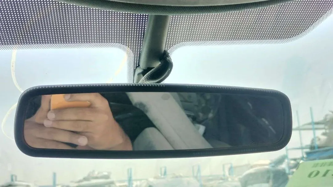 Rear view mirror - 2014 Lincoln MKC
