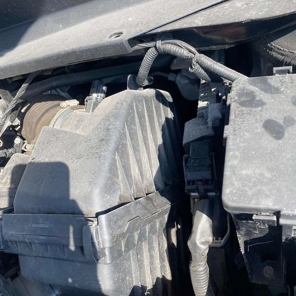 Air cleaner box - 2017 Nissan Pathfinder