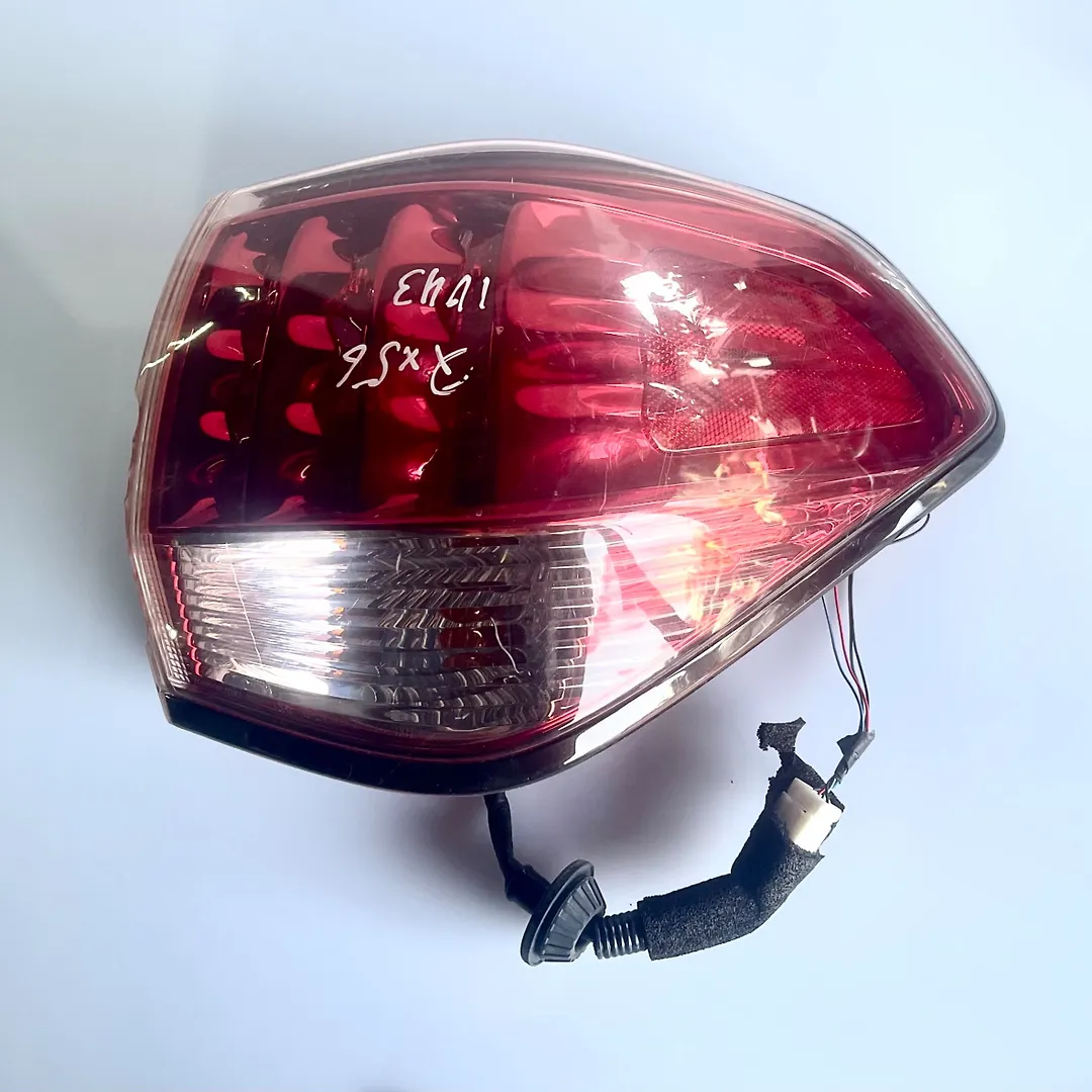 Tail Light (RH) - 2018 Infiniti QX30