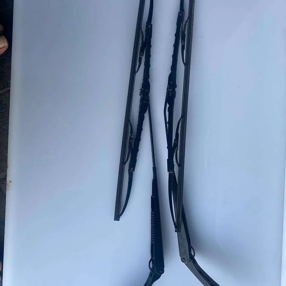 Wiper arm - 2021 Toyota Tacoma SR5
