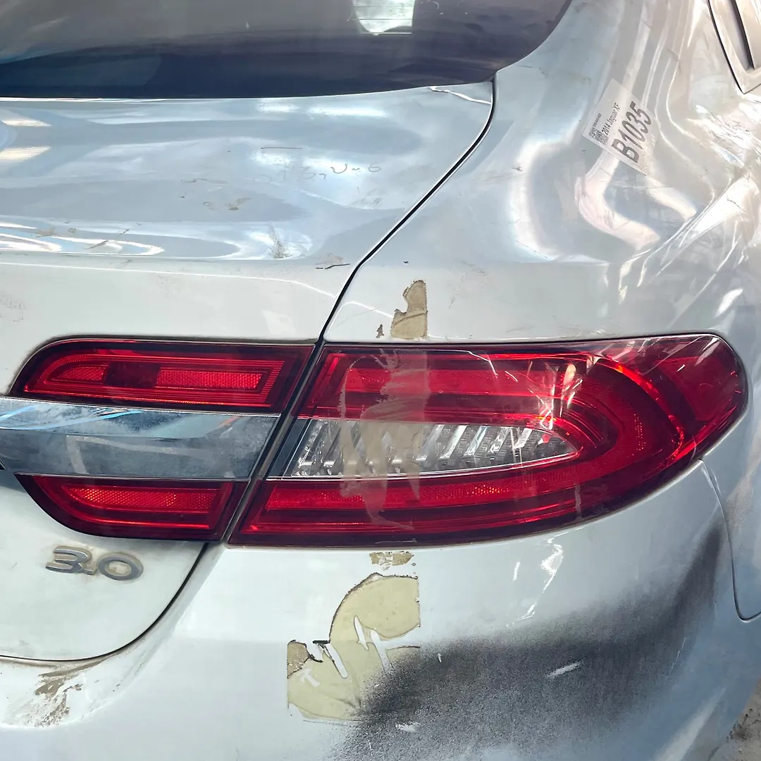 Tail Light (RH) - 2014 Jaguar XF