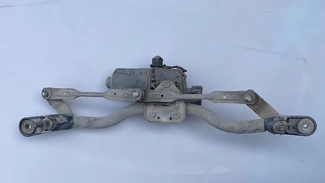 Windshield wiper motor - 2016 Ford Figo