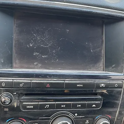 Info-gps-tv screen - 2011 Jaguar XJL