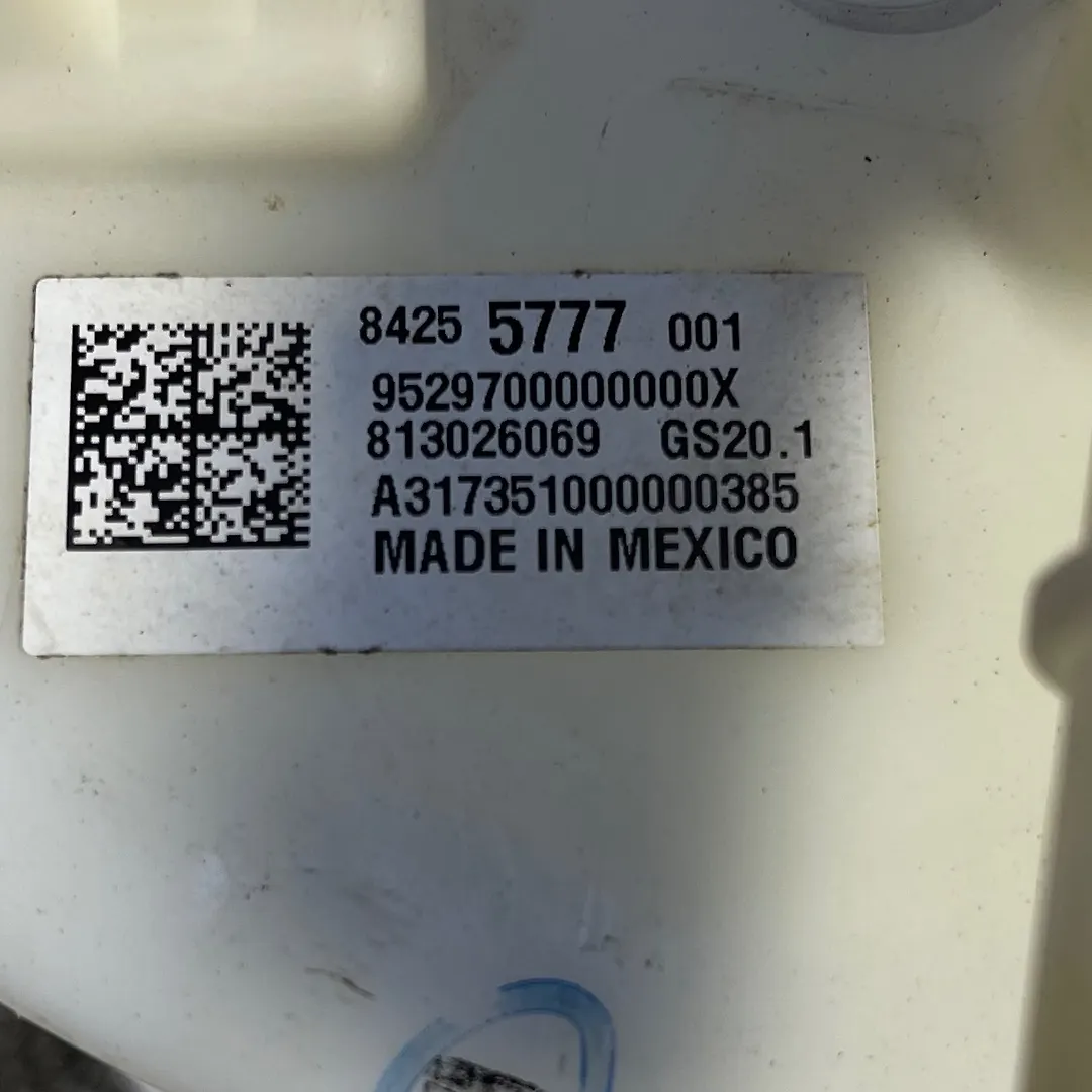 Fuel pump - 2018 Chevrolet Equinox LT