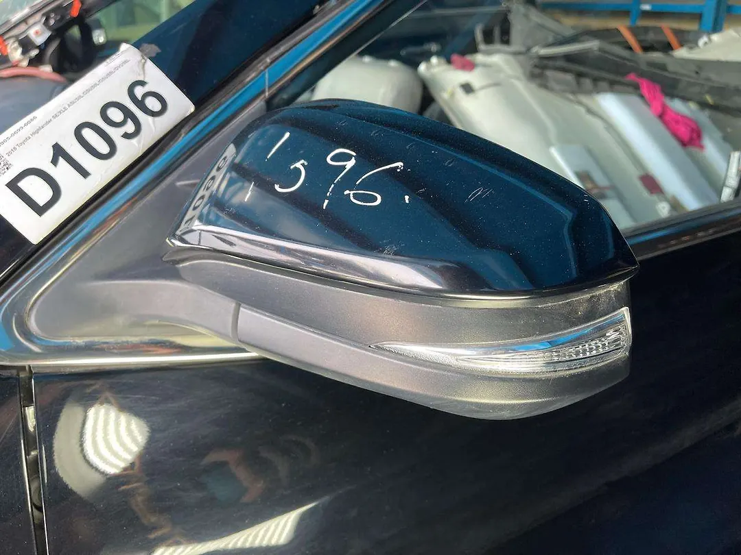 Side Mirror (LH) - 2018 Toyota Highlander SE
