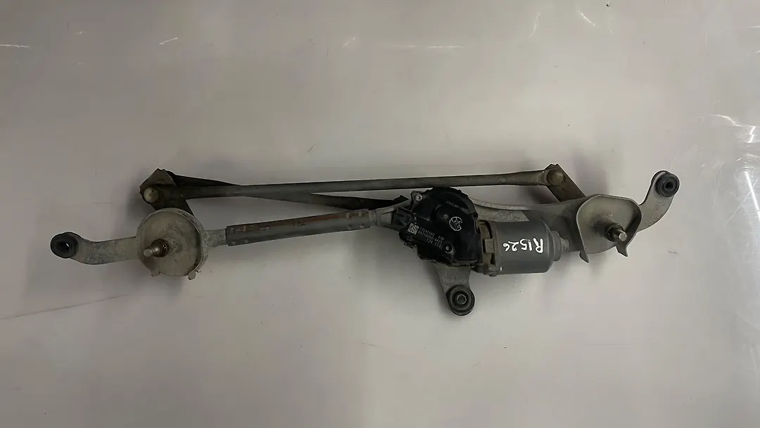 Windshield wiper motor - 2016 Chevrolet Impala LS