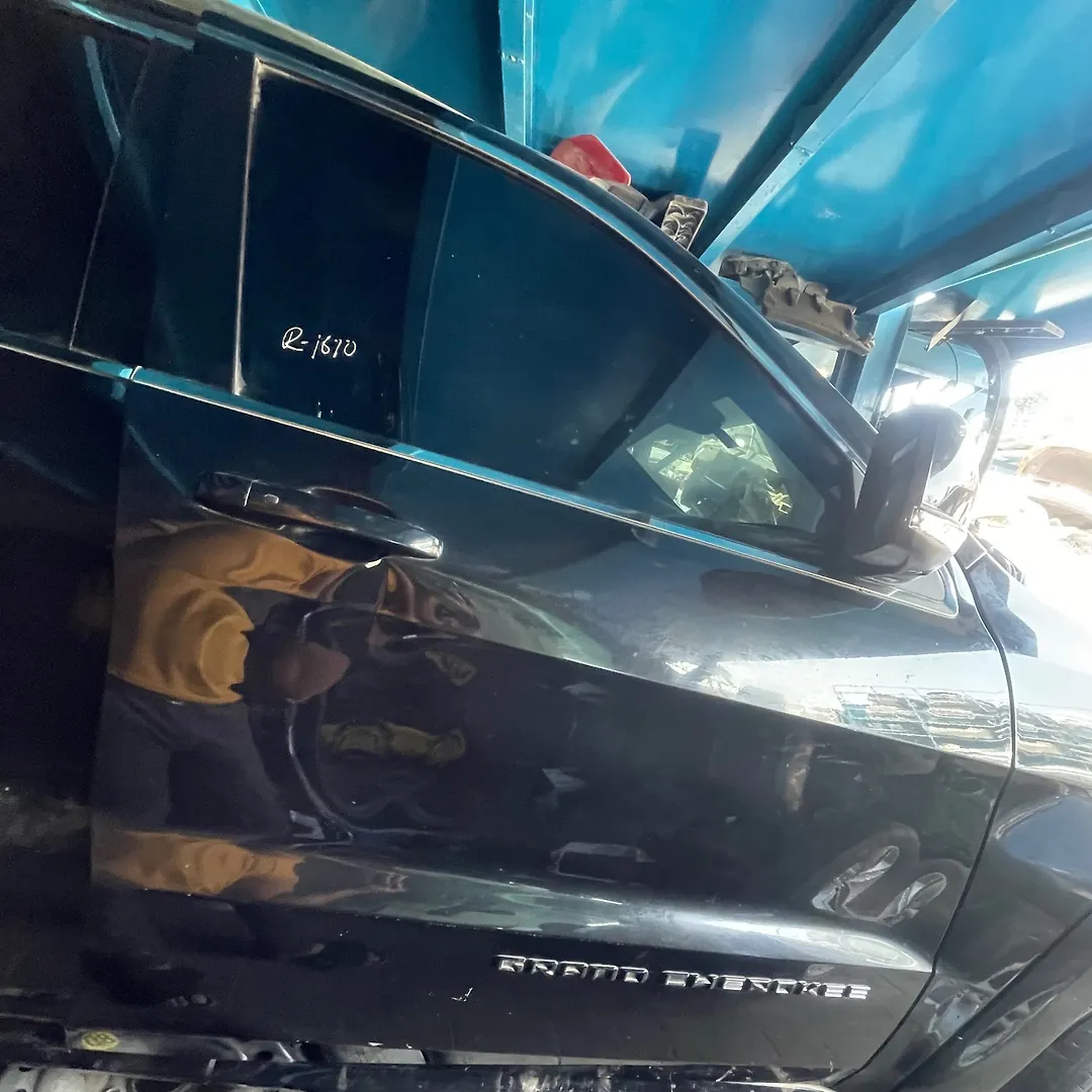 Door (RHF) - 2014 Jeep GRAND CHEROKEE