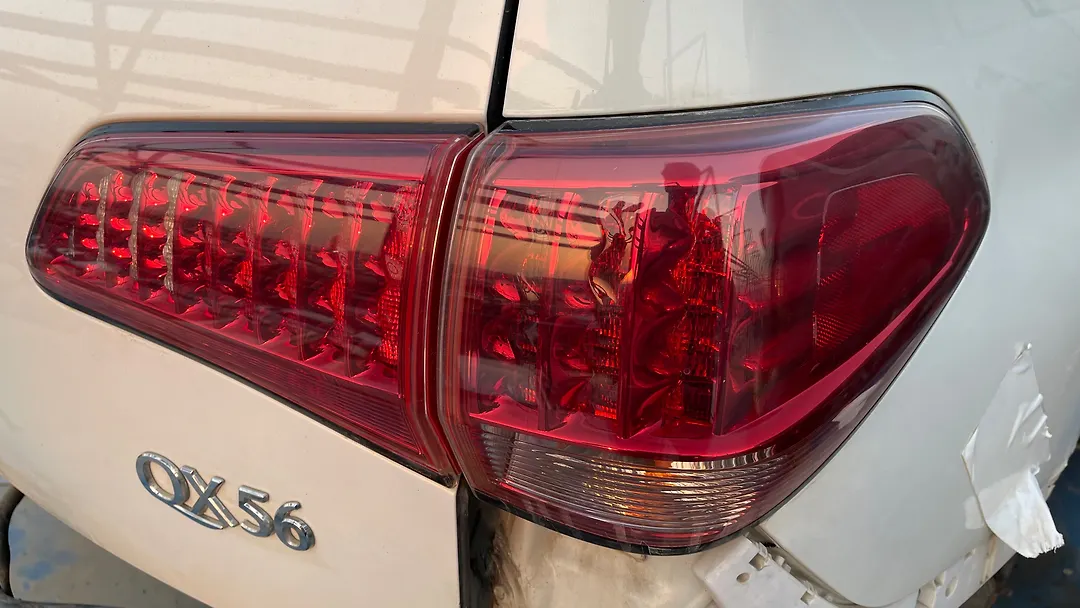 Tail Light (RH) - 2013 Infiniti QX56
